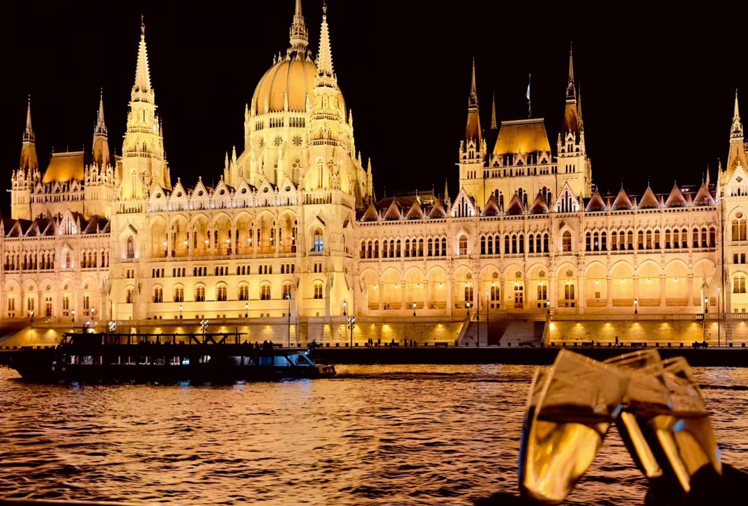 布达佩斯