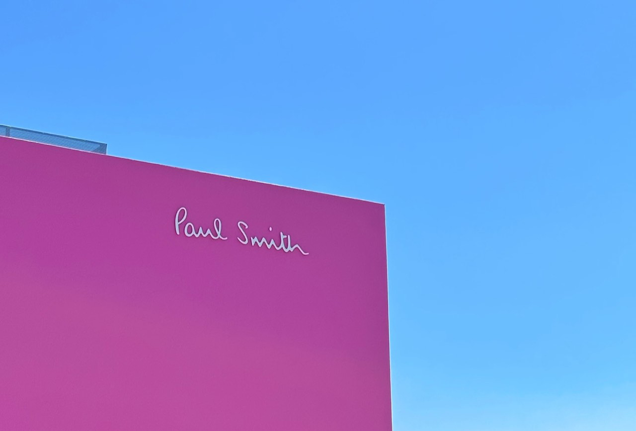 LA