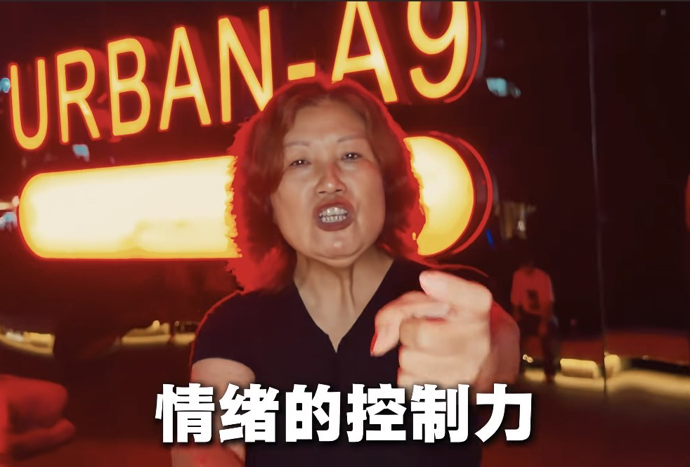 崇左