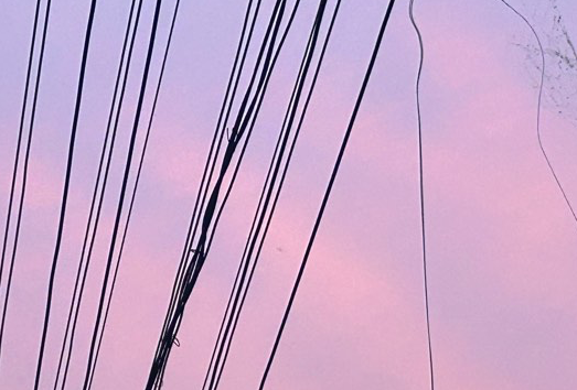 美国9日8晚