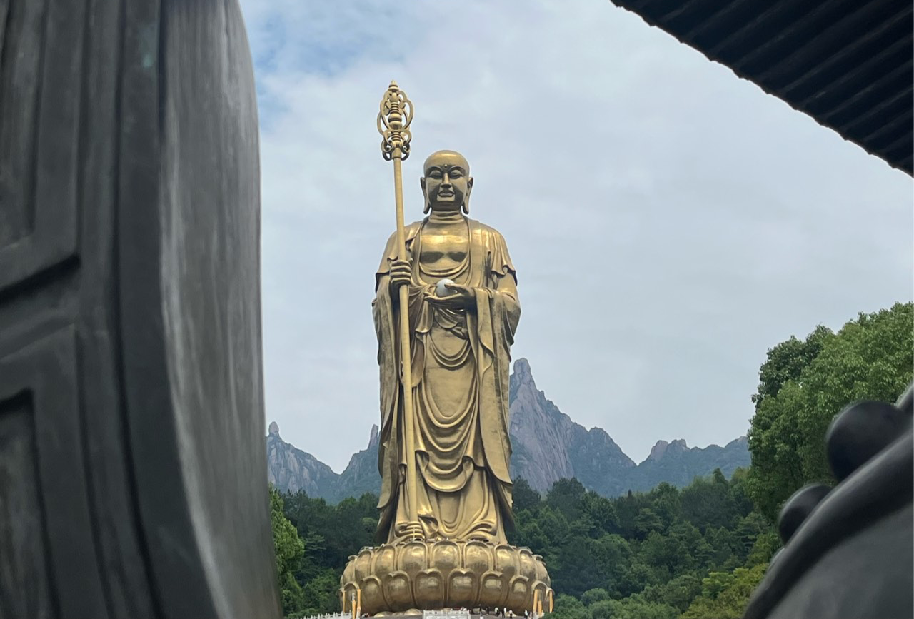 九华山