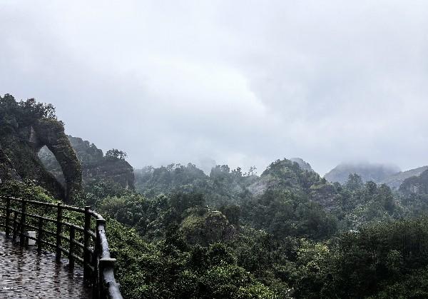 鹰潭