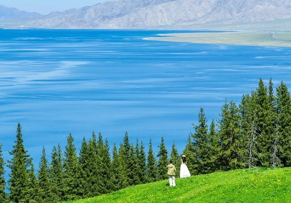 博乐-赛里木湖-伊宁