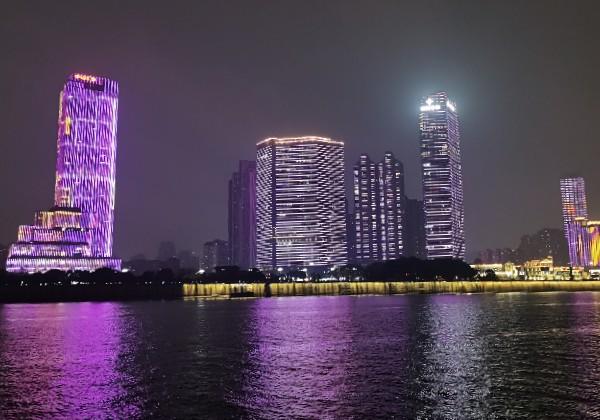 香港